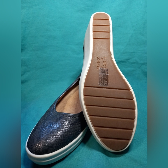 Naturalizer Wedges - Picture 4 of 5